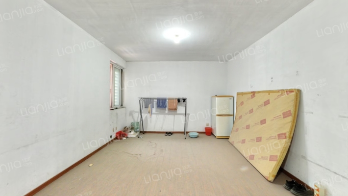 润泽新苑二手房实景图