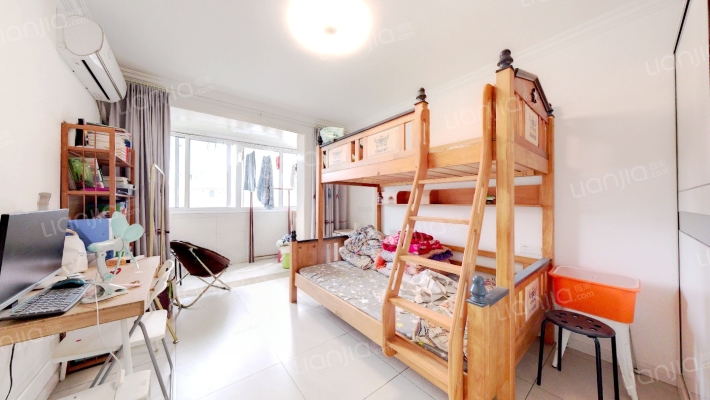 进香河10-16（双号）二手房实景图