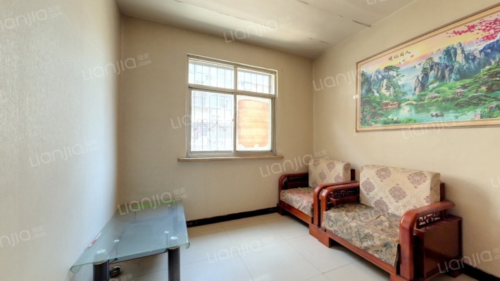 环城路142号二手房实景图