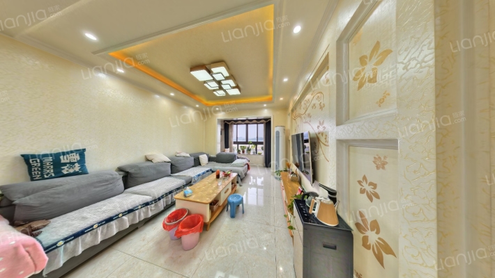 金府玉龙半岛二手房实景图