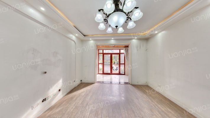 爱伦堡二手房实景图