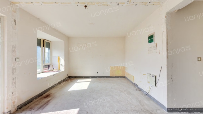 中梁首府壹号二手房实景图