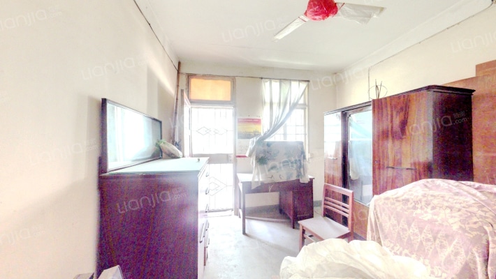 粮食局大院(胜利路58号)二手房实景图