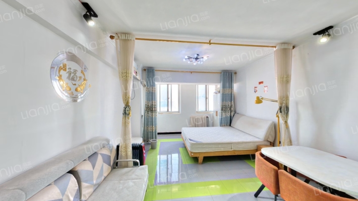 泾渭国际中心二手房实景图