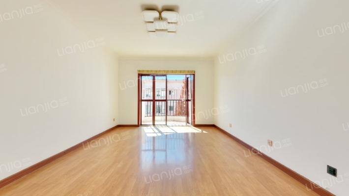 北辰小区樱花山谷二手房实景图