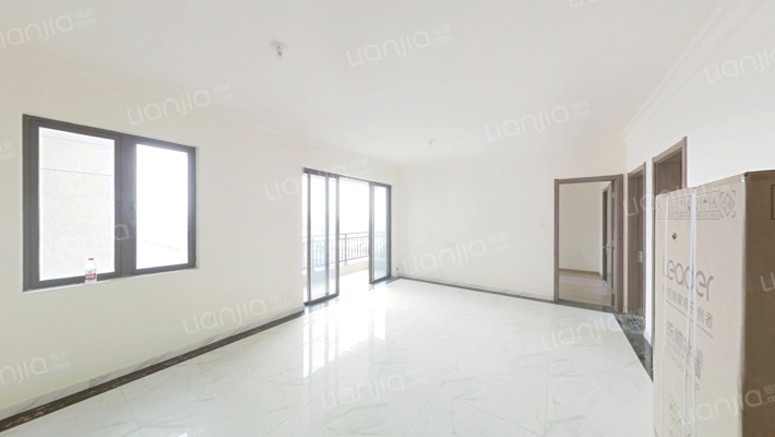 碧桂园凤凰湾翰华苑二手房实景图