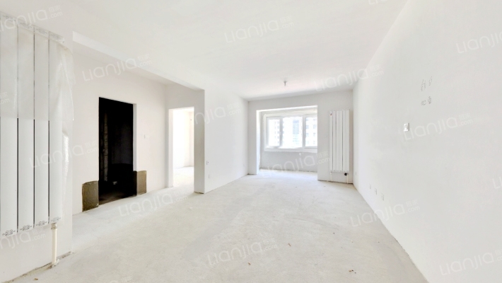 萱瑞新苑二手房实景图