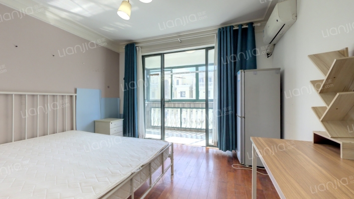 万里四季苑二手房实景图