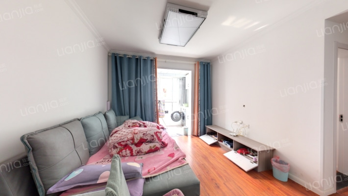 鸿润家园二手房实景图