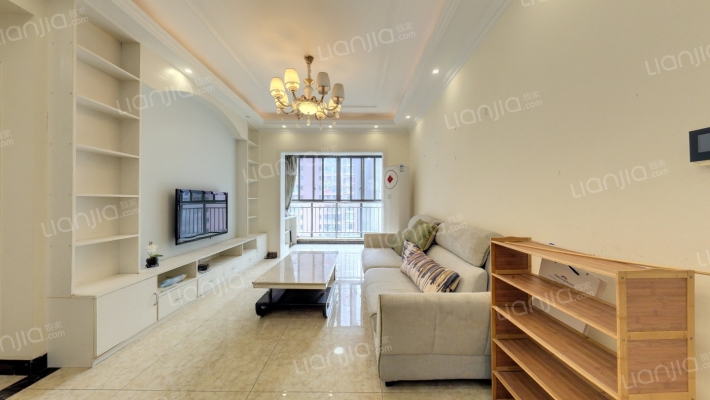 青南美湾二手房实景图