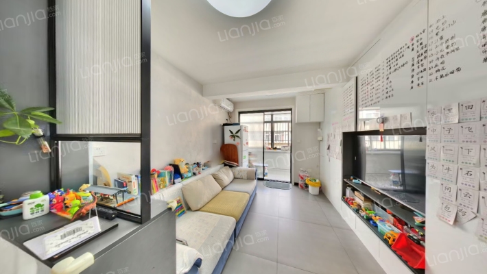 纬二十七街二手房实景图