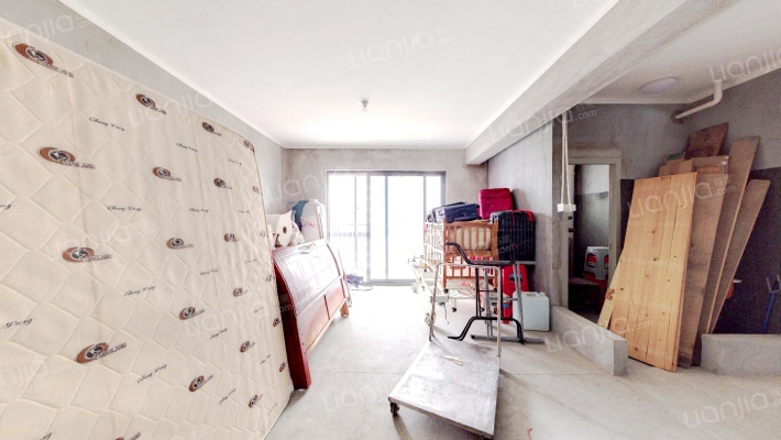 奇山新苑二手房实景图