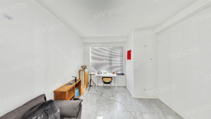 新乔铭苑二手房实景图