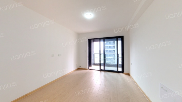 中梁隐山府二手房实景图