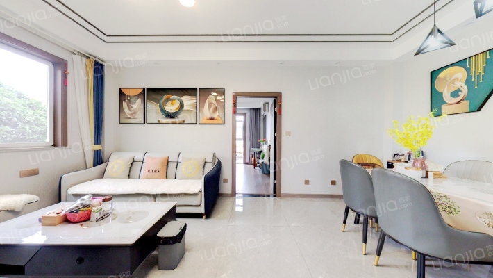 依湖园二手房实景图