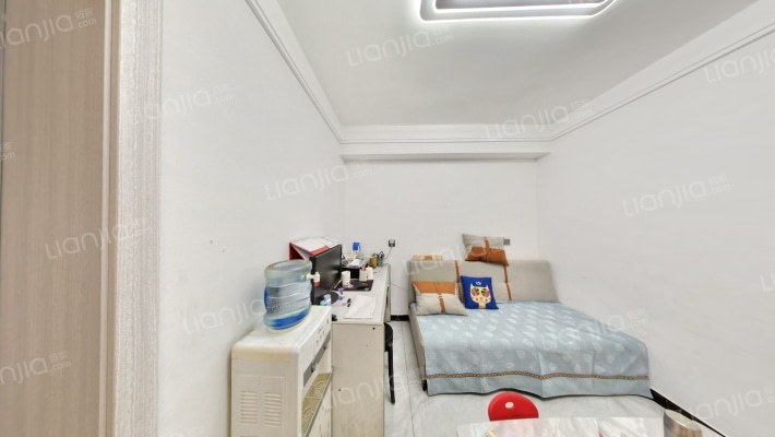 栗新小区二手房实景图