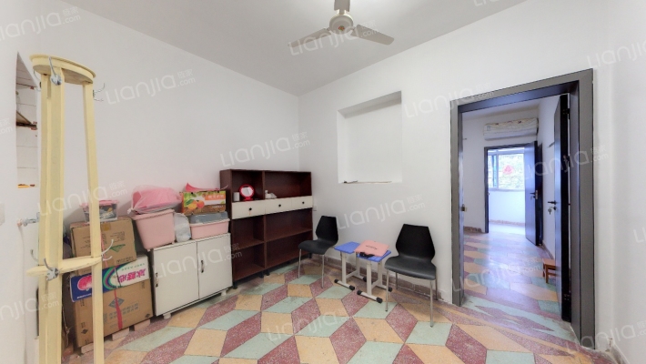 上凤凰坡二手房实景图