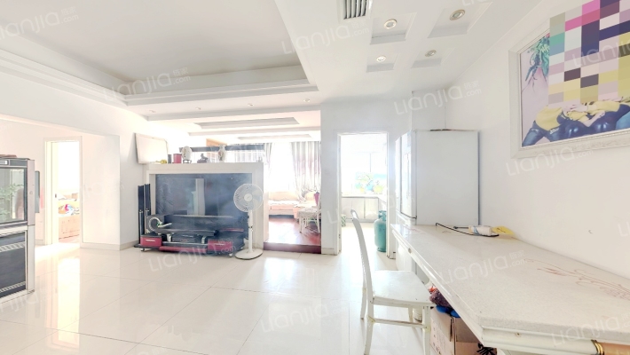 蓝筹国际二手房实景图