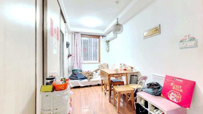 石钟路二手房实景图