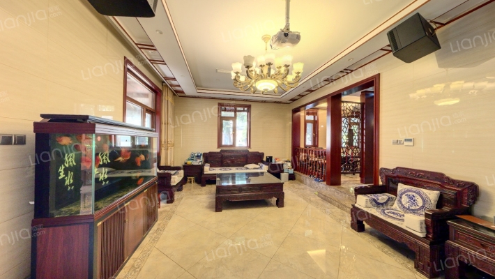 万华紫金花苑二手房实景图