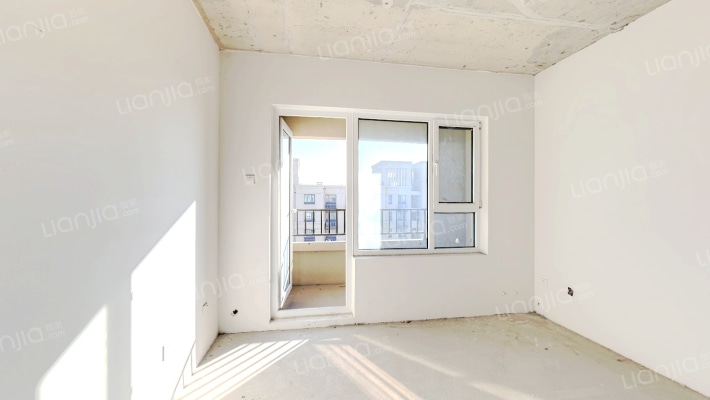 温泉新都孔雀城柏园二手房实景图