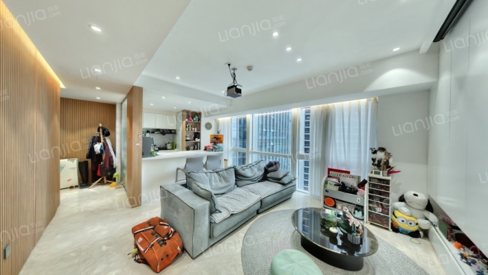 凯悦中心二手房实景图