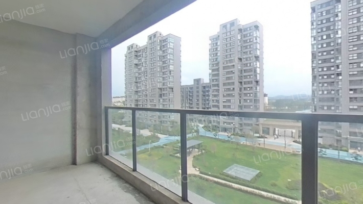 玖瑞名筑二手房实景图