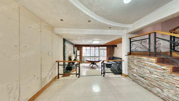 金汇公寓二手房实景图