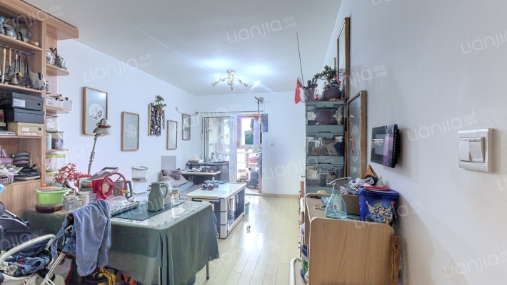 万科亲爱的二手房实景图