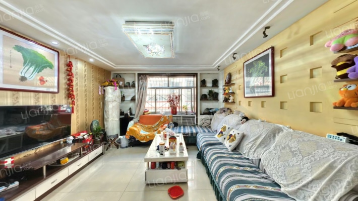 鲁中花园二手房实景图