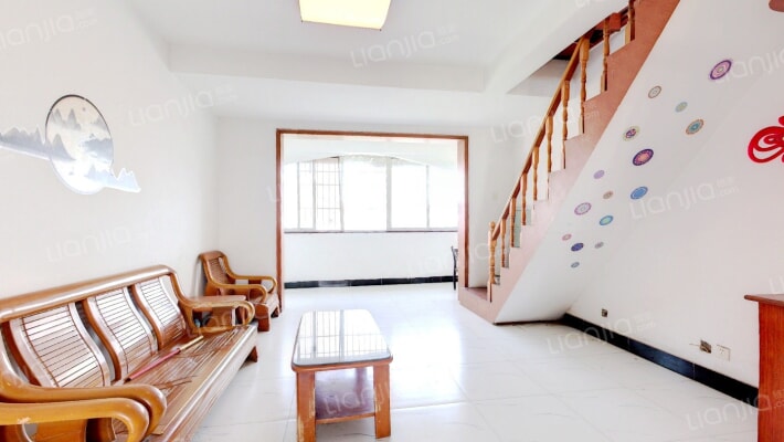 新沛小区二手房实景图