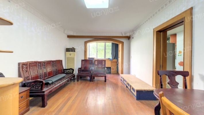 华宝花园二手房实景图