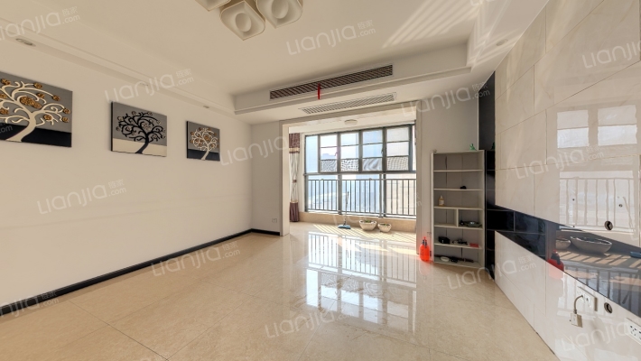 海容幸福里C区二手房实景图