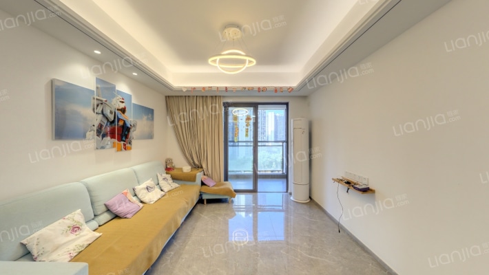 越秀臻荣府二手房实景图