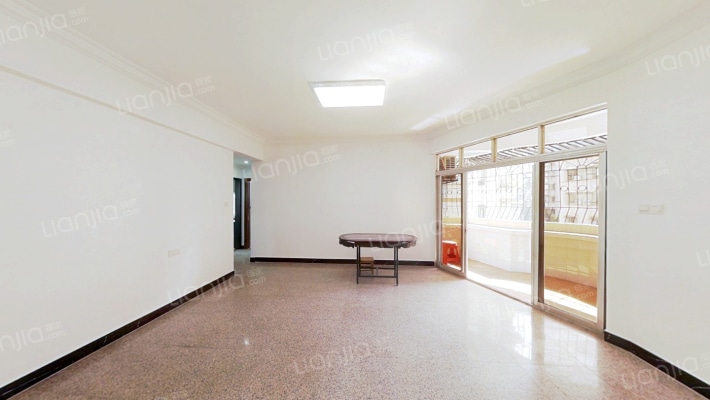 九小区二手房实景图