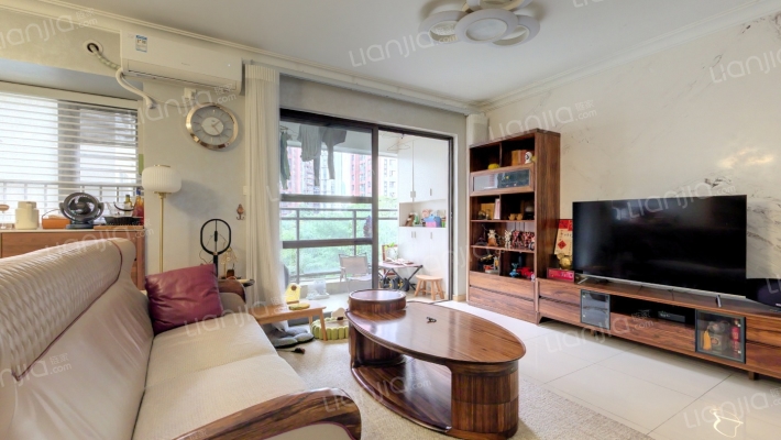 万科金悦香树二手房实景图