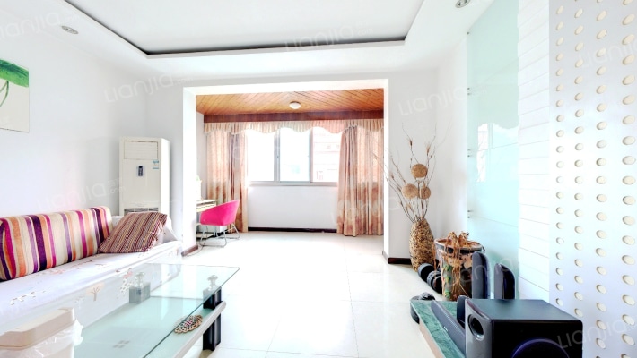 蚕花公寓二手房实景图