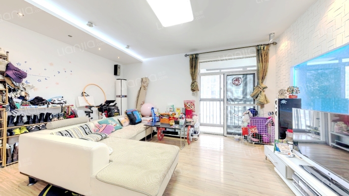 虹顶家园二手房实景图