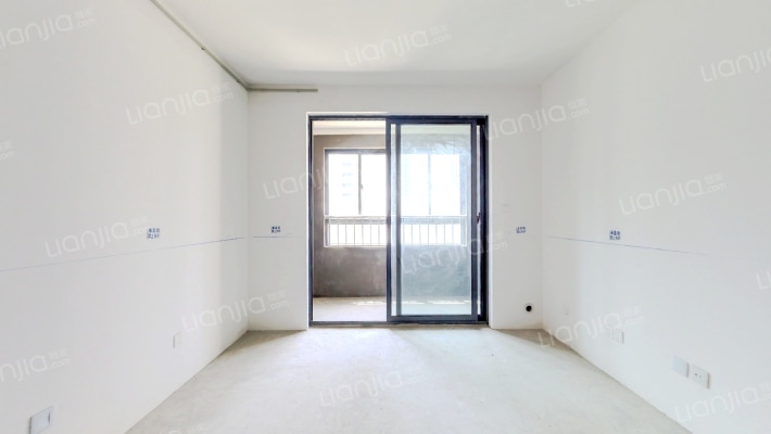 新华公寓祥瑞苑二手房实景图