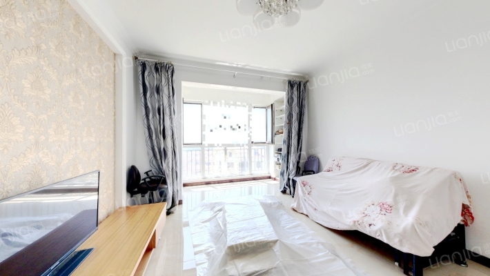 中旅国际小镇东区二手房实景图