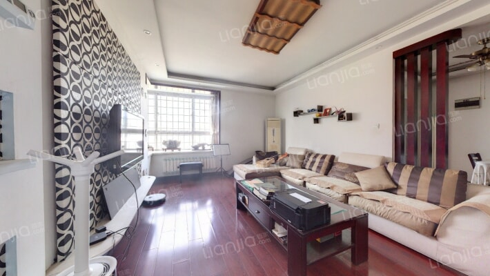 山水华美二手房实景图