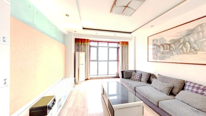 龙族峰景花园二手房实景图