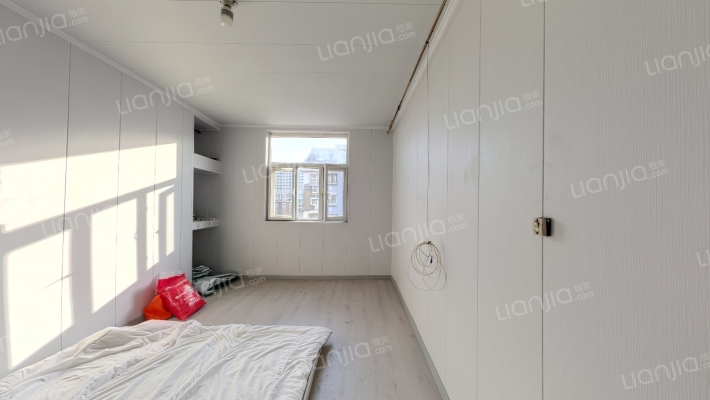 重光西里二手房实景图