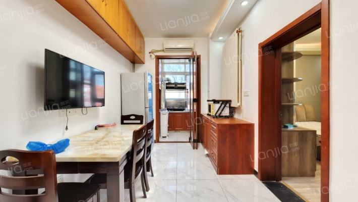 体育馆路甲6号二手房实景图