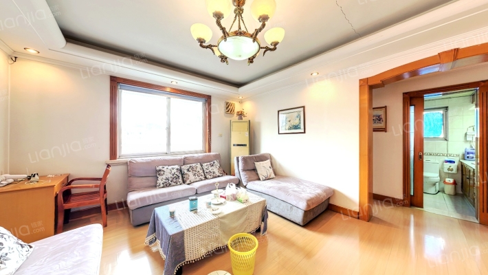 新秀苑二手房实景图