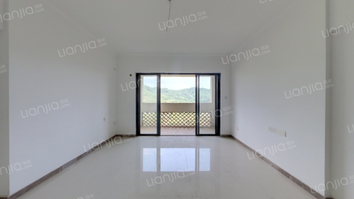 富力湾一期二手房实景图