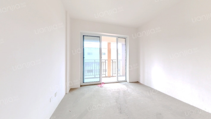 春天里二手房实景图