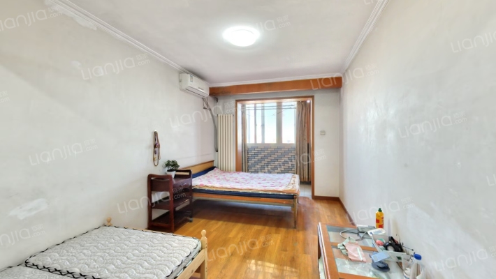 角门13号院二手房实景图