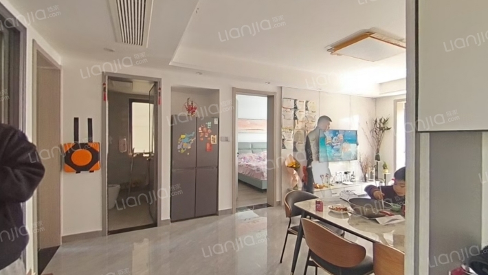 红星天铂二手房实景图