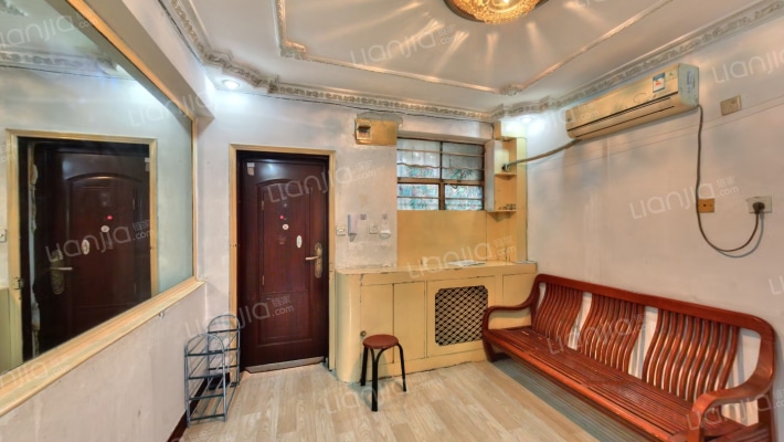 昆明路244号院二手房实景图